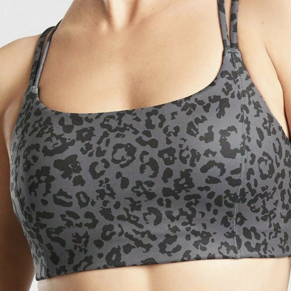 Athleta Leopard Breathe In Bra - M